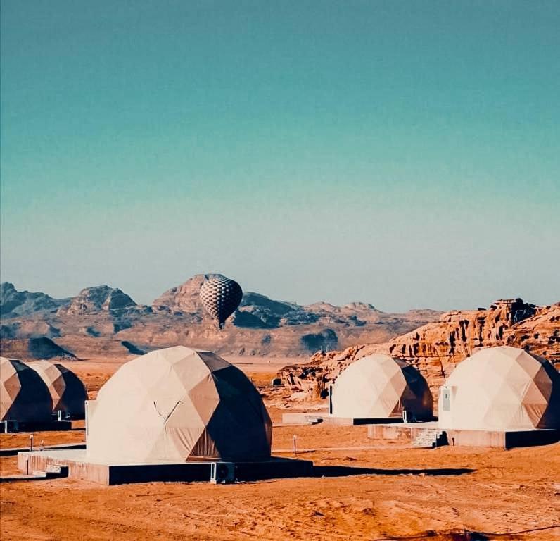 Traditions Of Wadi Rum Camp & Jeep Tour Exteriér fotografie